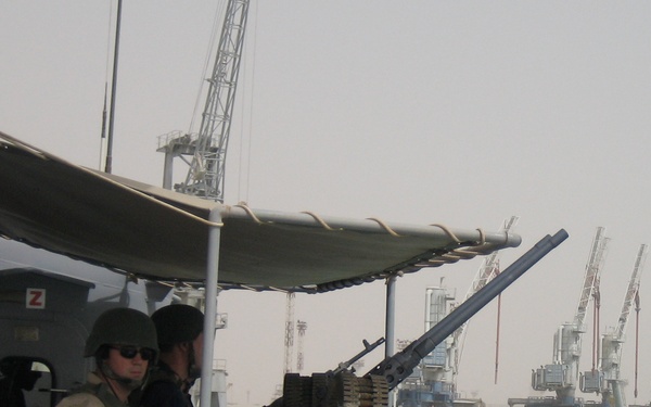 USS Firebolt Makes Port Visit to Iraq