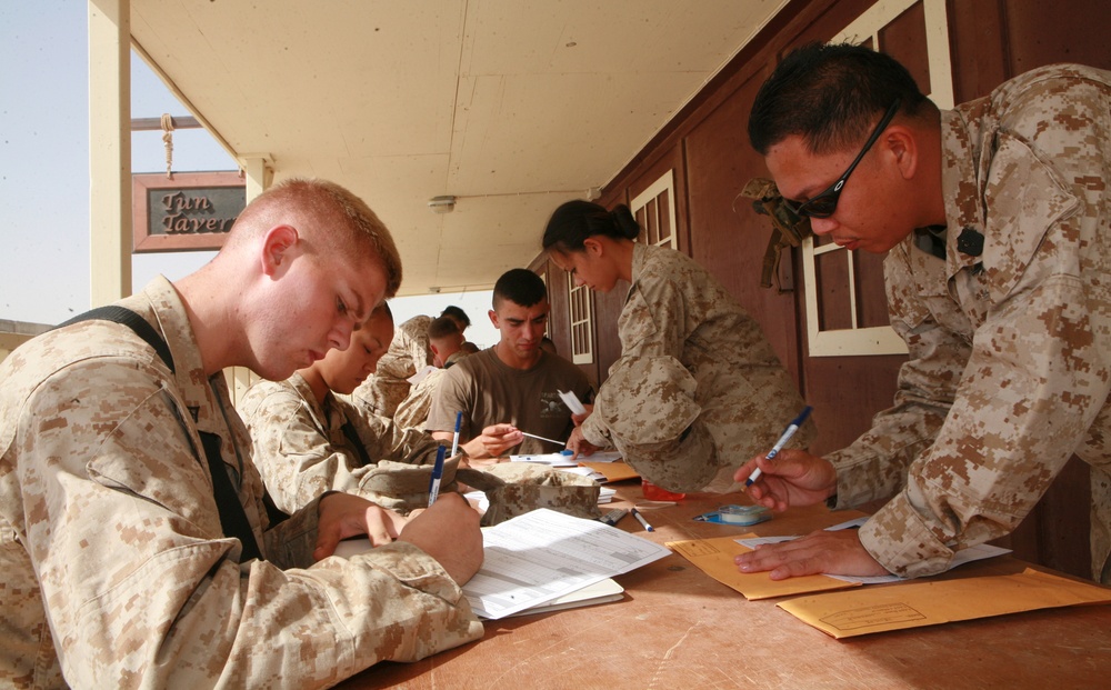 Taqaddum service members register to donate bone marrow