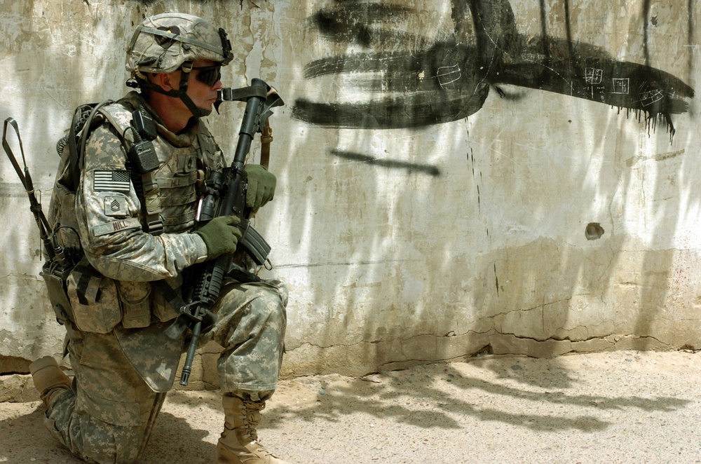 First Strike Soldiers ensure safety of Iraqis in Shula