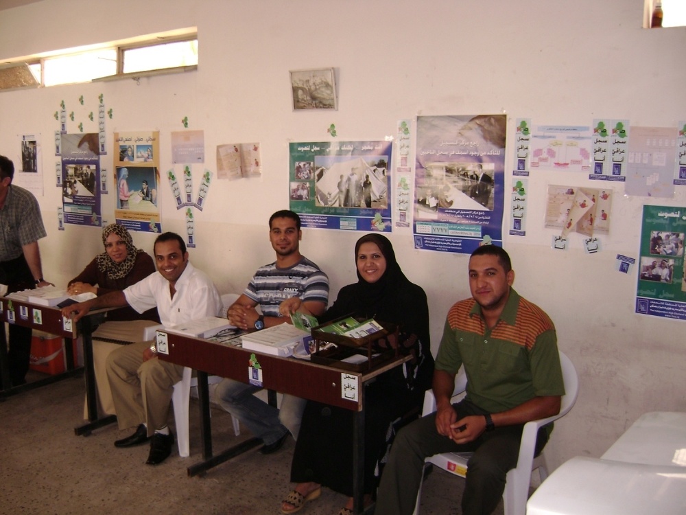 UN officials visit election sites in Najaf