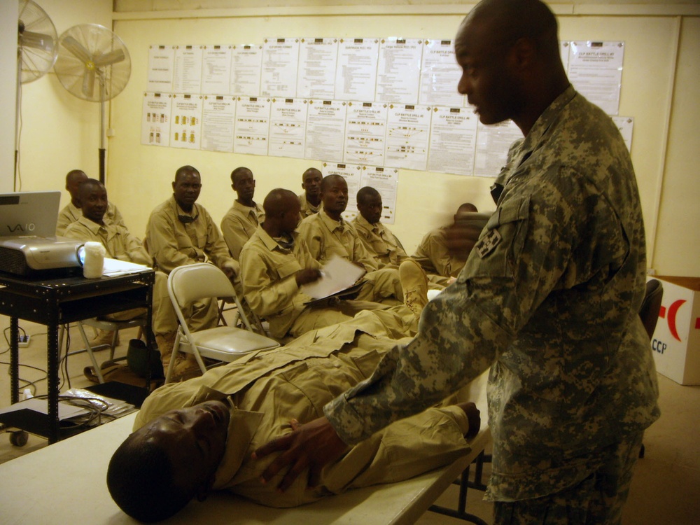 Cobra medics train basic life-saving skills to new security forces
