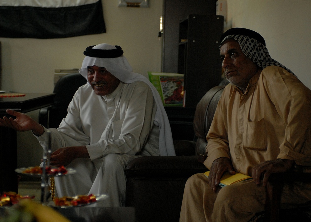 10th Mountain Attends Sunni Meeting