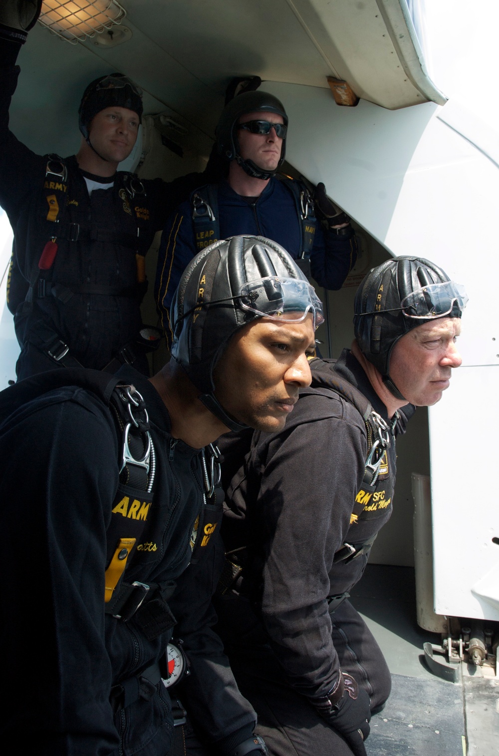 Golden Knights Help Celebrate 50th Chicago Air and Water Show