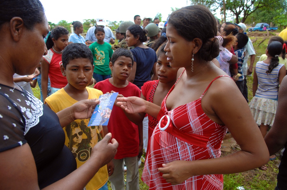 Nicaraguan Woman Shares Continuing Promise 2008 Post Card
