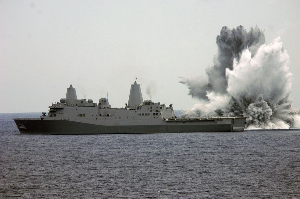 DVIDS - Images - USS Mesa Verde Performs a Shock Test