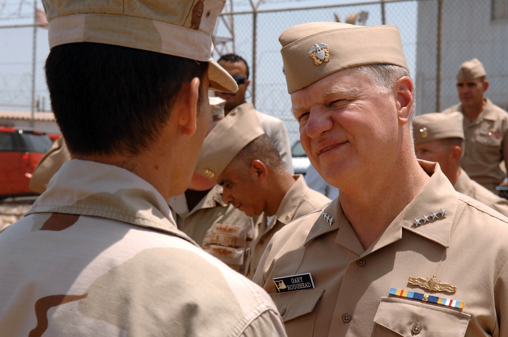 Chief of Naval Operations, Master Chief Petty Officer of the Navy Visit Sailors