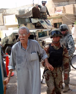 Strike Troops, Iraqi physicians aid local residents in Kateib