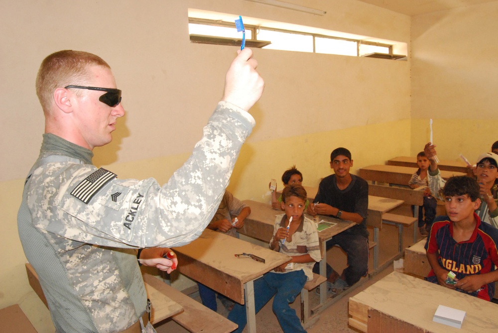 MND-B Soldiers provide helping hand to those in need