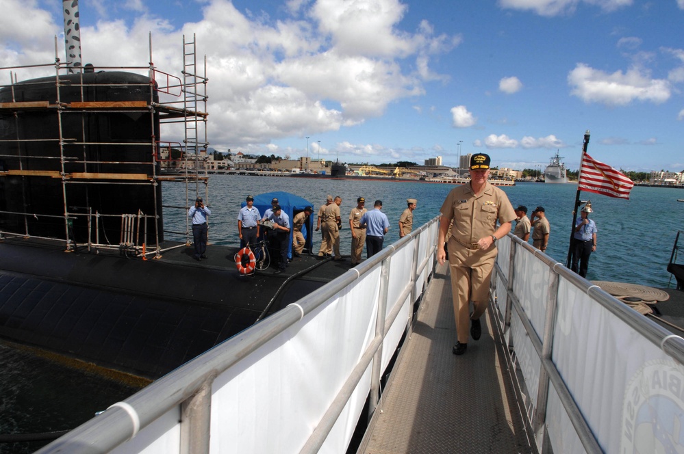 Around the world visit stops in Pearl Harbor