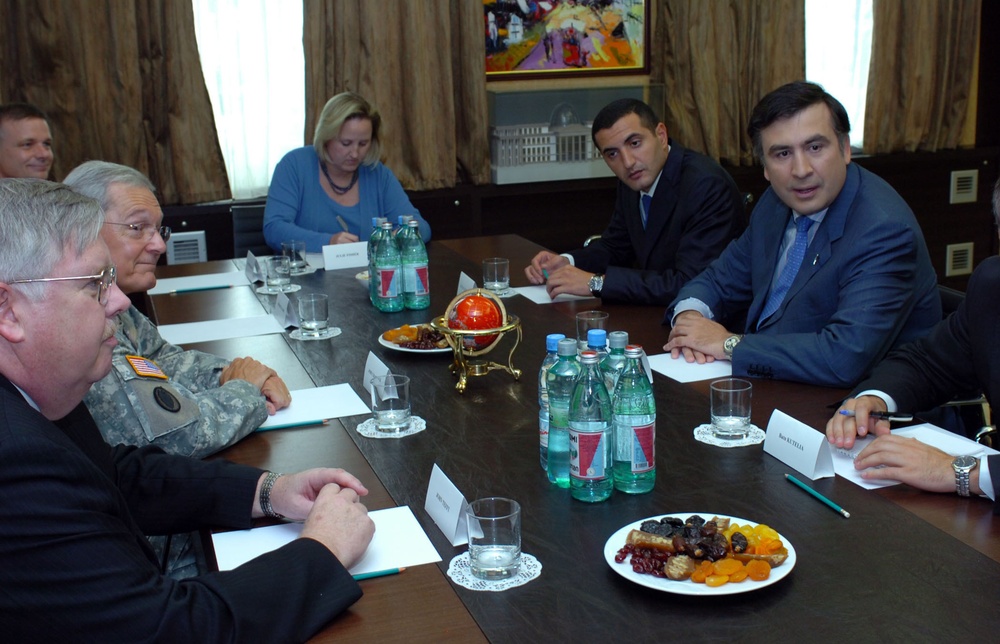 U.S. officials visit Georgia citizens, examine humanitarian efforts