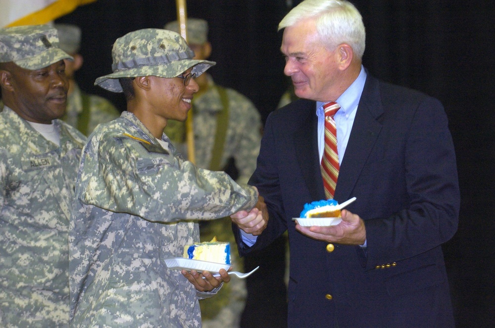 Camp Victory paratroopers celebrate airborne history, XVIII Airborne Corps birthday