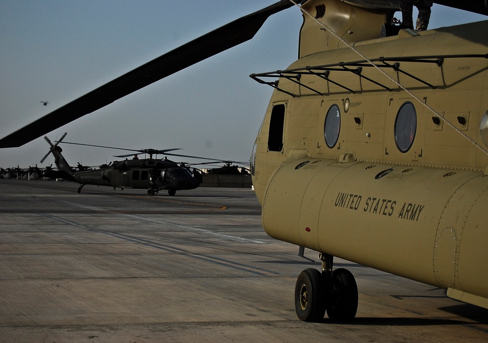 New CH-47F Chinook - 4th Inf. Div. combat tested, approved in Iraq