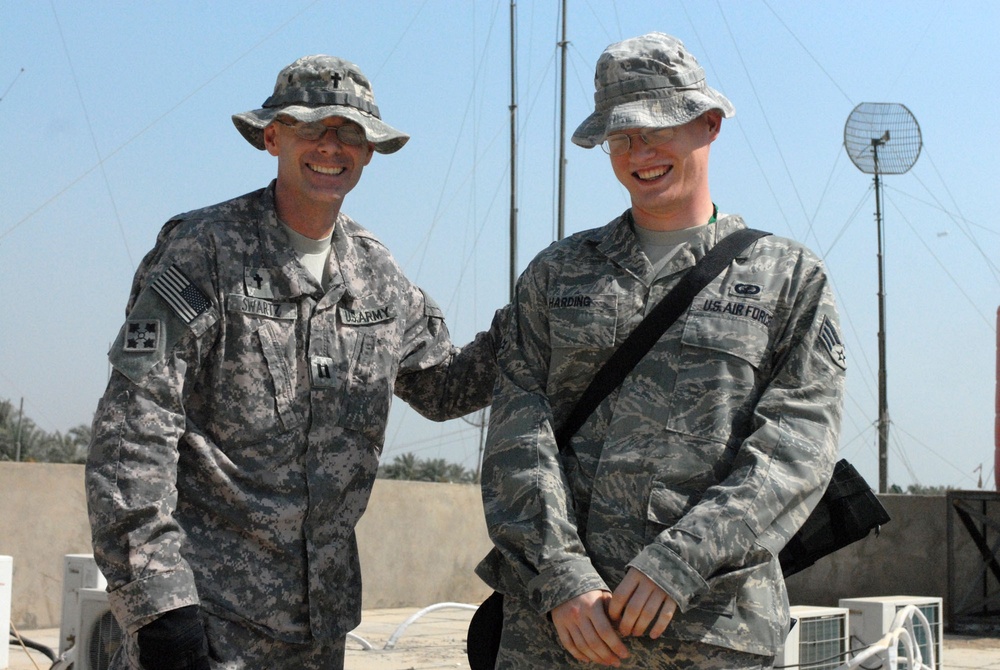 Army father, Air Force son reunite in Iraq