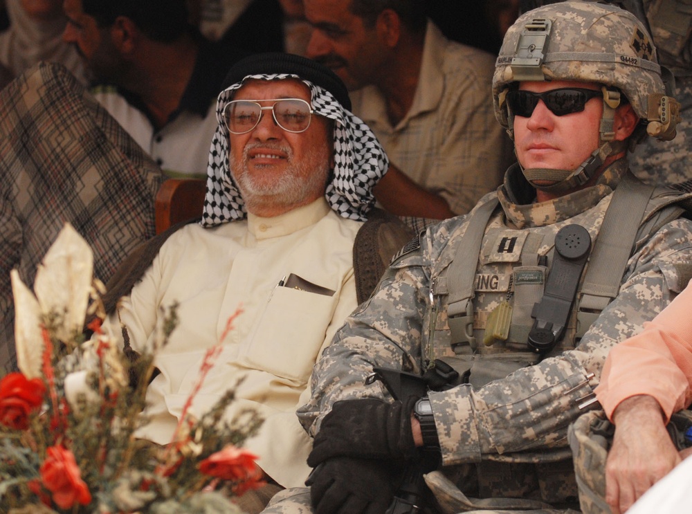 Iraqi leaders, MND-B Soldiers welcome 250 families back to Jihad community in Rashid