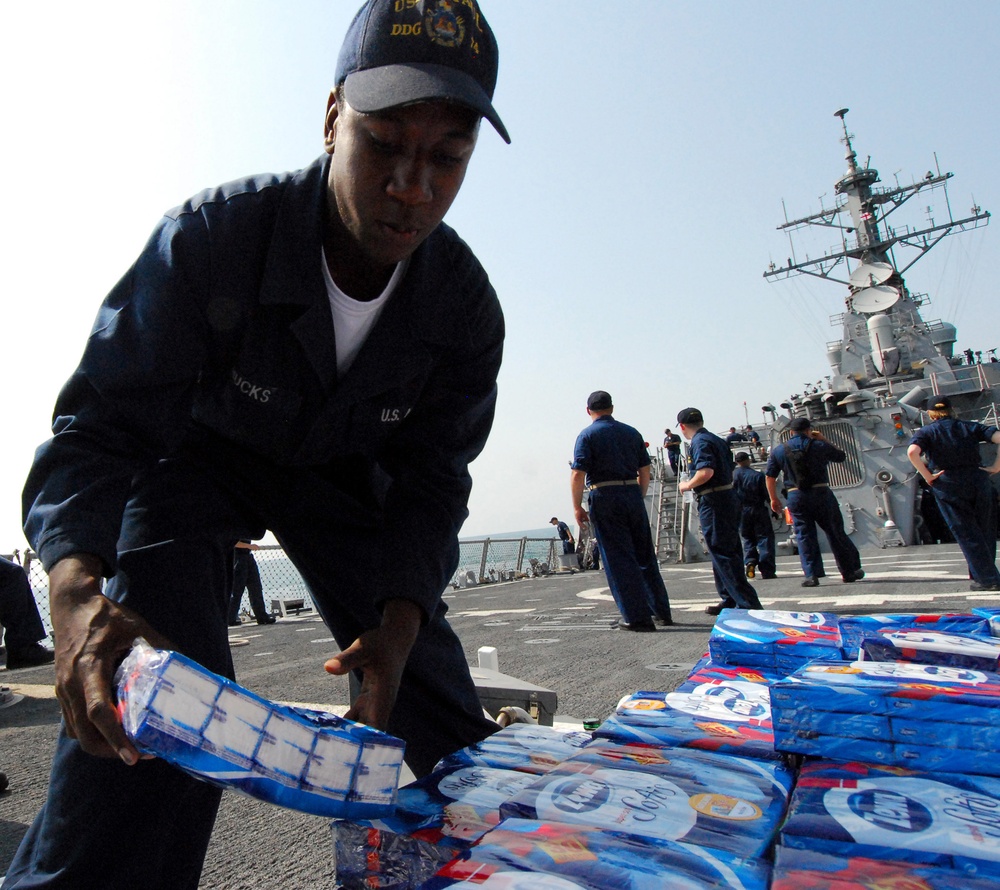 USS McFaul delivers supplies to Georgia