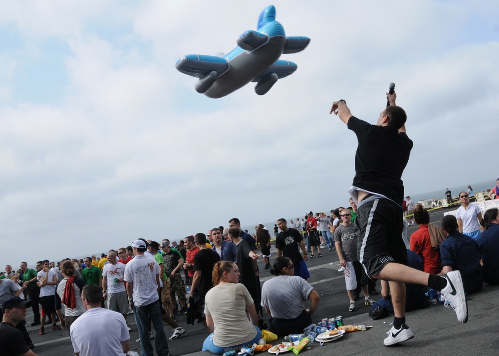 Fun during a steel beach picnic