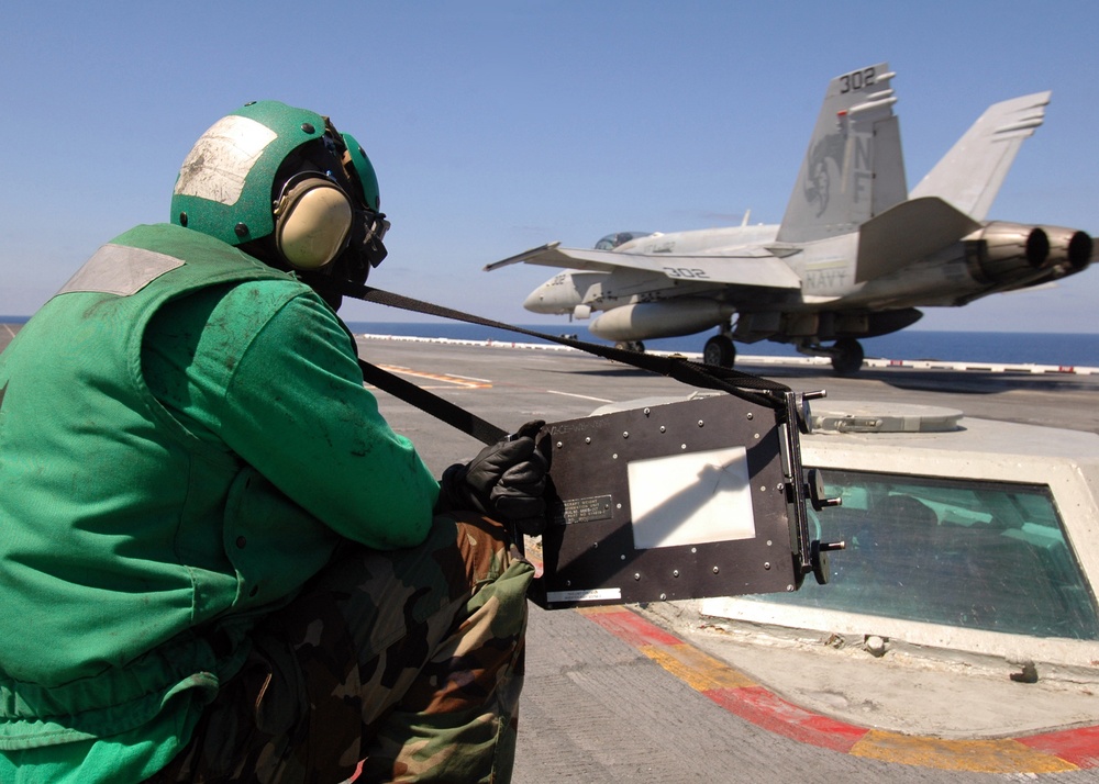 DVIDS Images USS Washington conducts flight deck