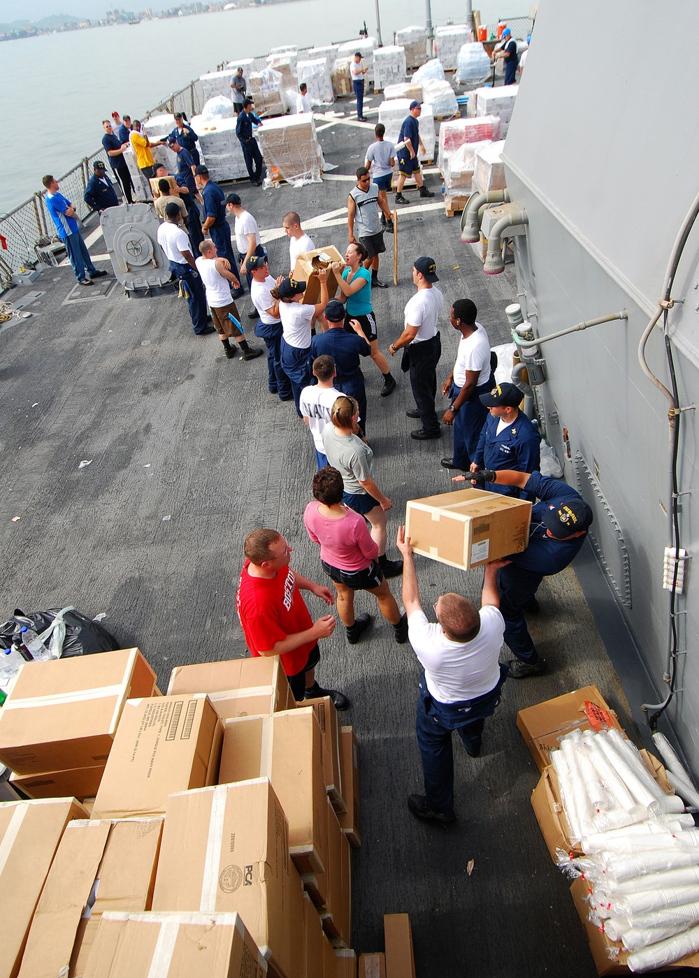 USS McFaul provides assistance for Georgia