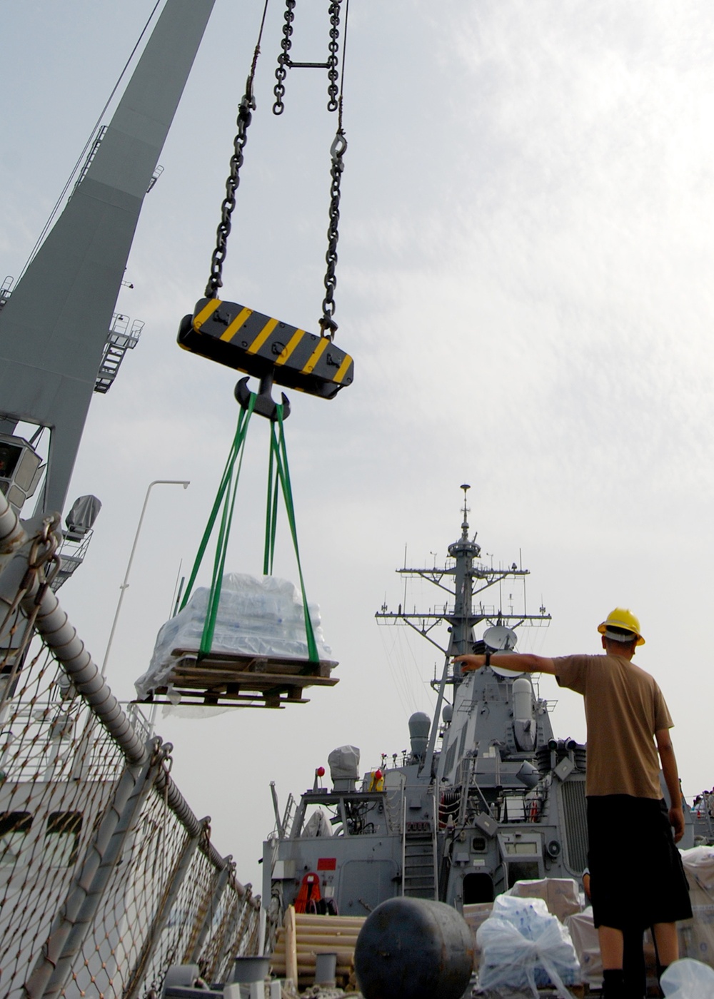 USS McFaul provides assistance for Georgia