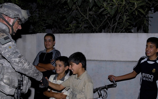 RECON Mission, speak with locals about insurgency