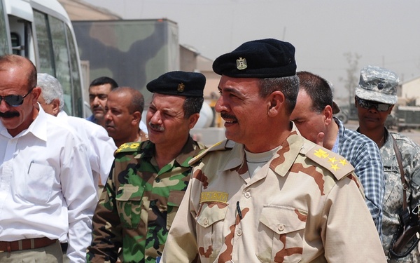 Iraqi Army VIP's visit C