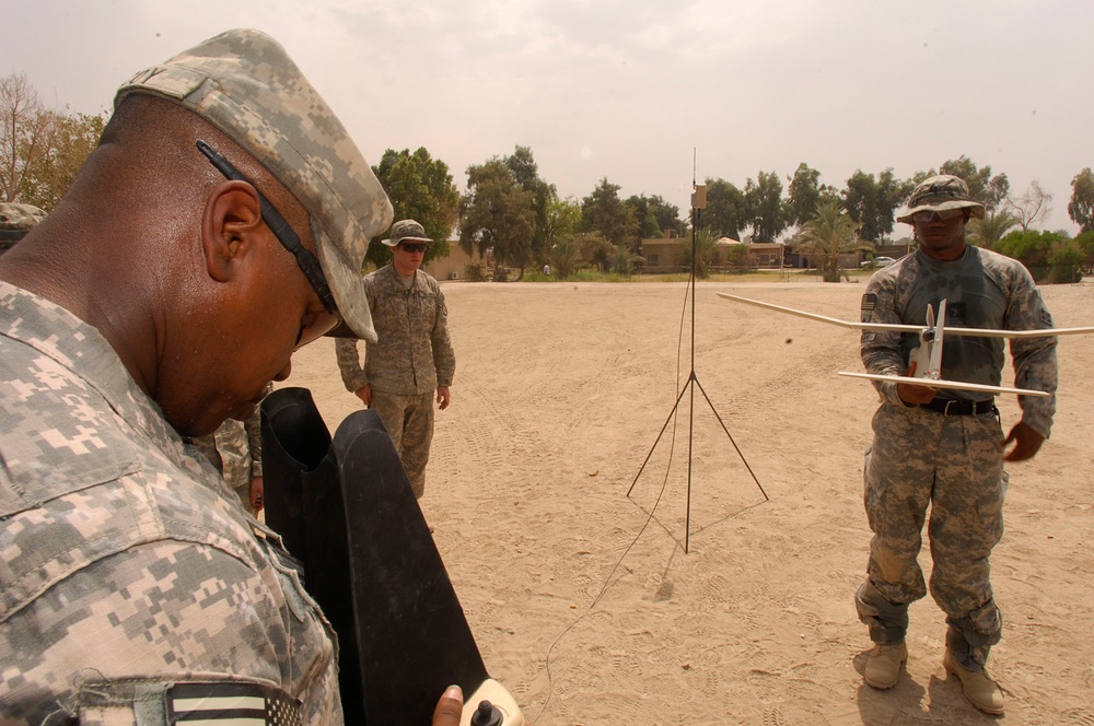 Warrior Soldiers conduct Raven training
