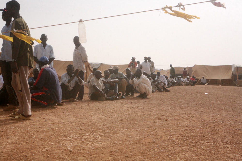 Doctors visit Sudanese refugees