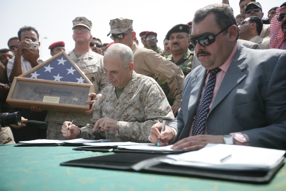 Iraqi Government Takes Control of Al Anbar