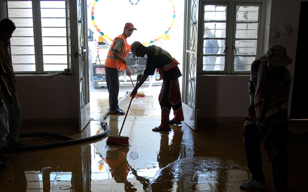 Iraqi Girls School in Umm Qasr Reopens