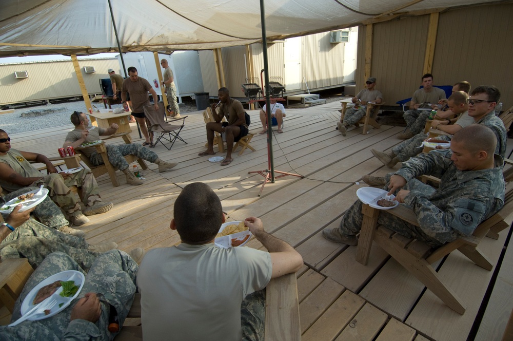 U.S. Soldiers Sharpen Dwelling Clearance Skills