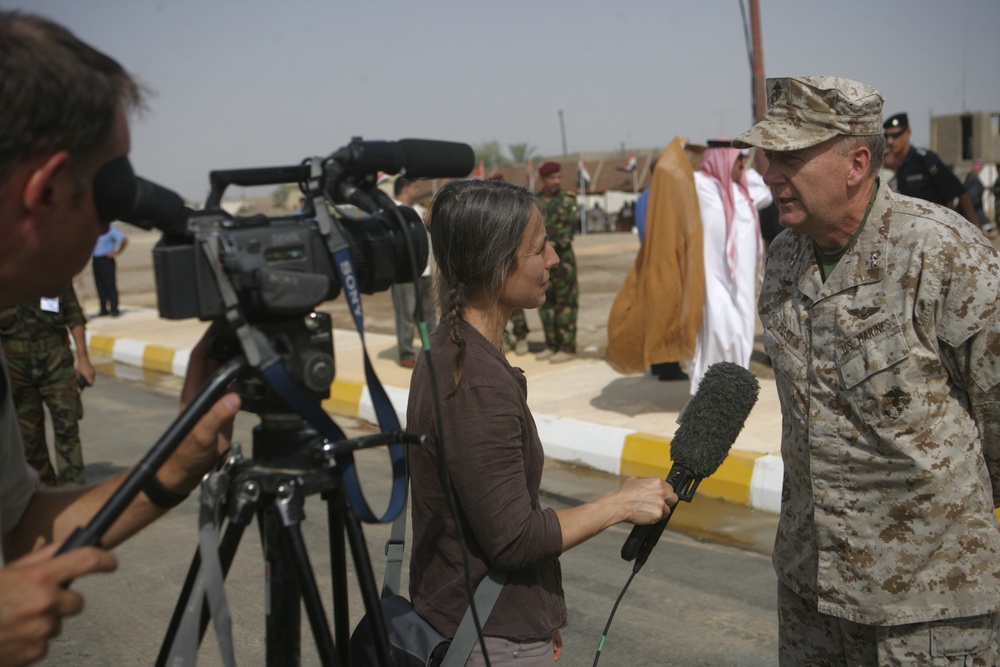 Iraq assumes control over Al Anbar province with ceremony