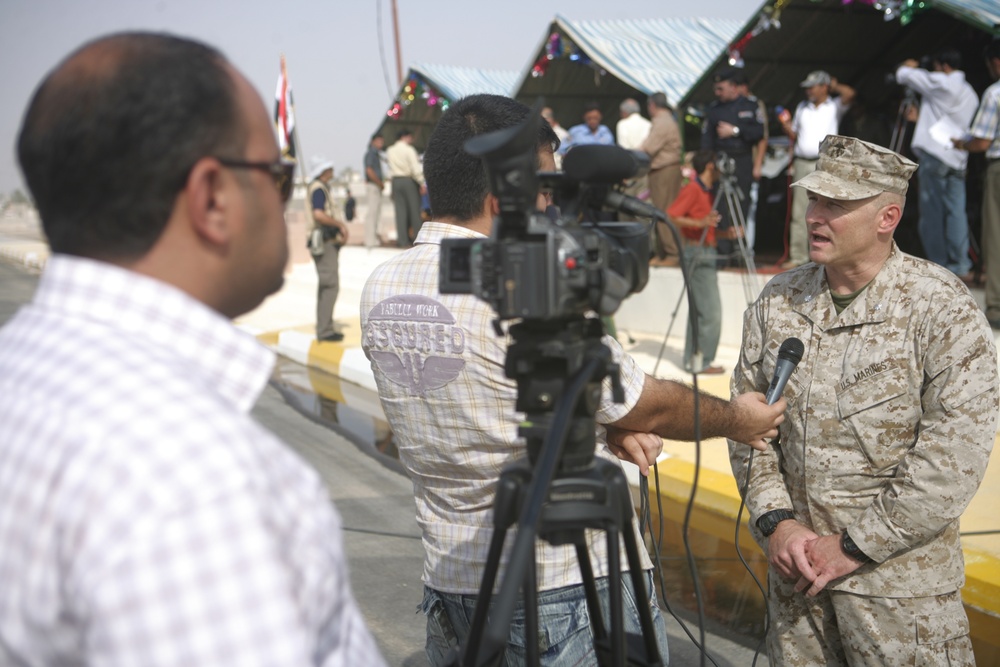 Iraq assumes control over Al Anbar province with ceremony