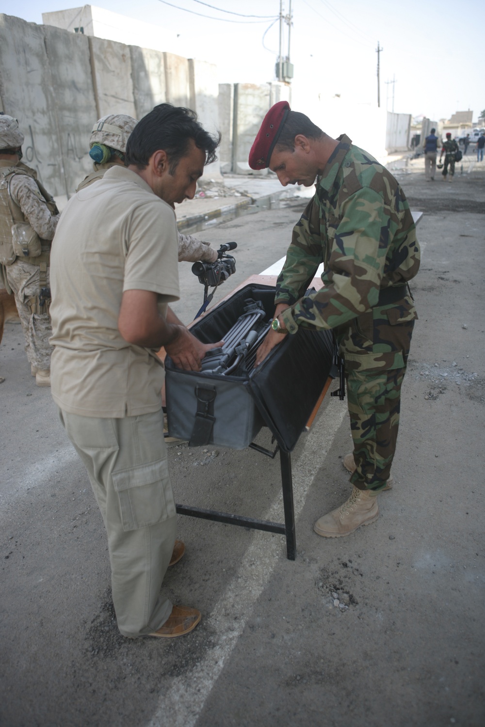 Iraq assumes control over Al Anbar province with ceremony