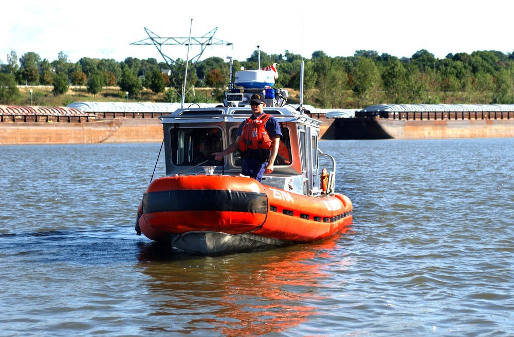 Coast Guard pulls out all the stops to secure St. Paul Riverfront