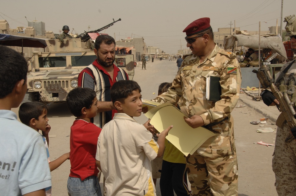 Soldiers Conduct Combined Clearing Operation
