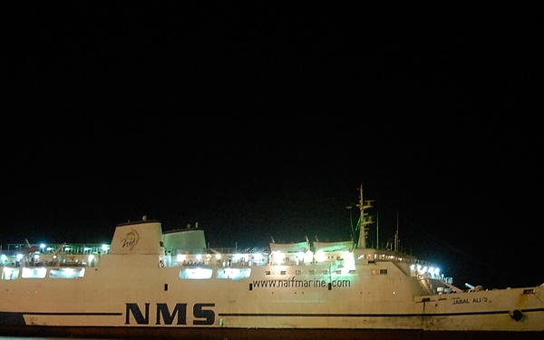 Iraqi Marines and British Soldiers Patrol Port