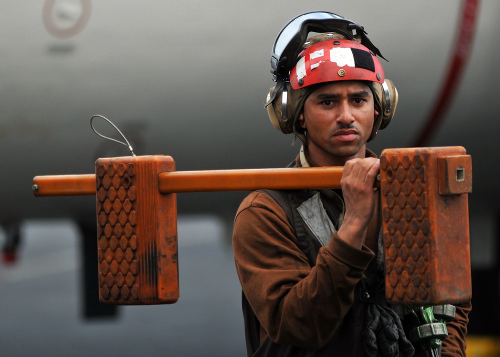 Operations aboard USS Abraham Lincoln