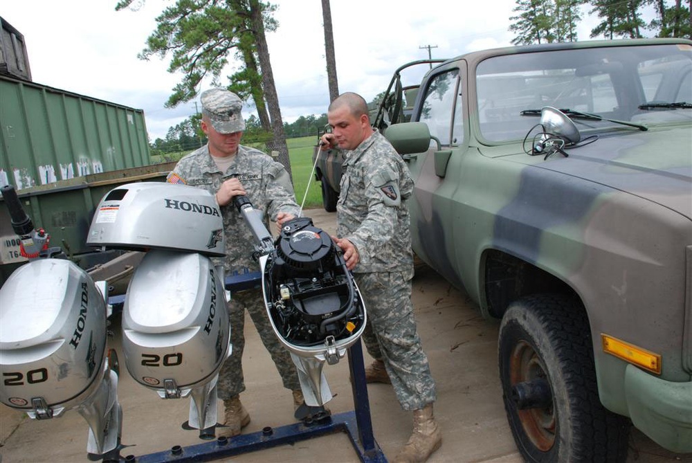 National Guard mechanics keep hope rolling