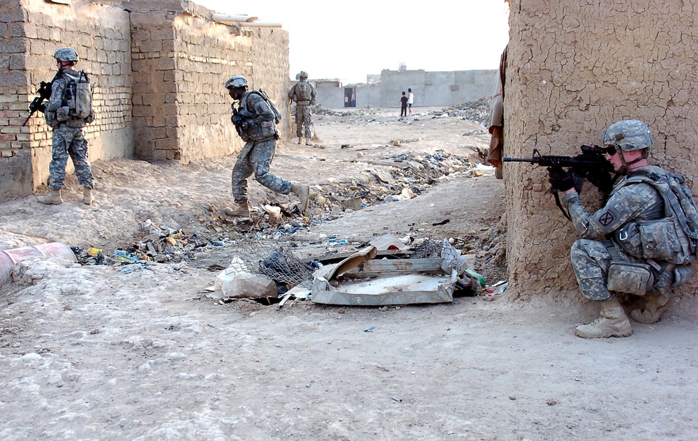 Infantry Soldiers continue patrols, see improved security in Hay Nassir
