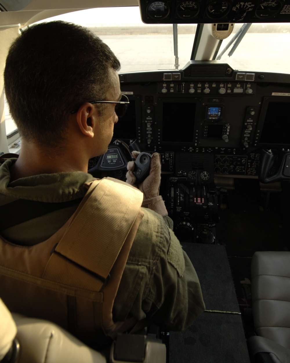 First All Iraqi Air Force Flight Crew Fly A King Air 350 LTA