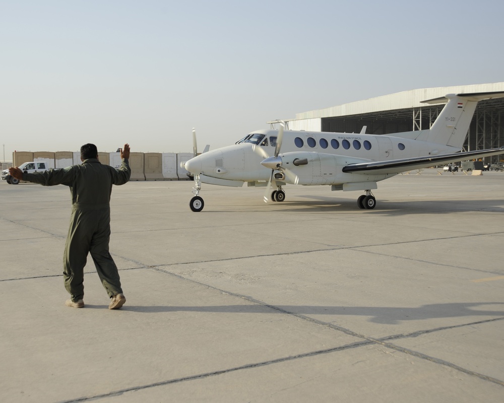 First All Iraqi Air Force Flight Crew Fly A King Air 350 LTA