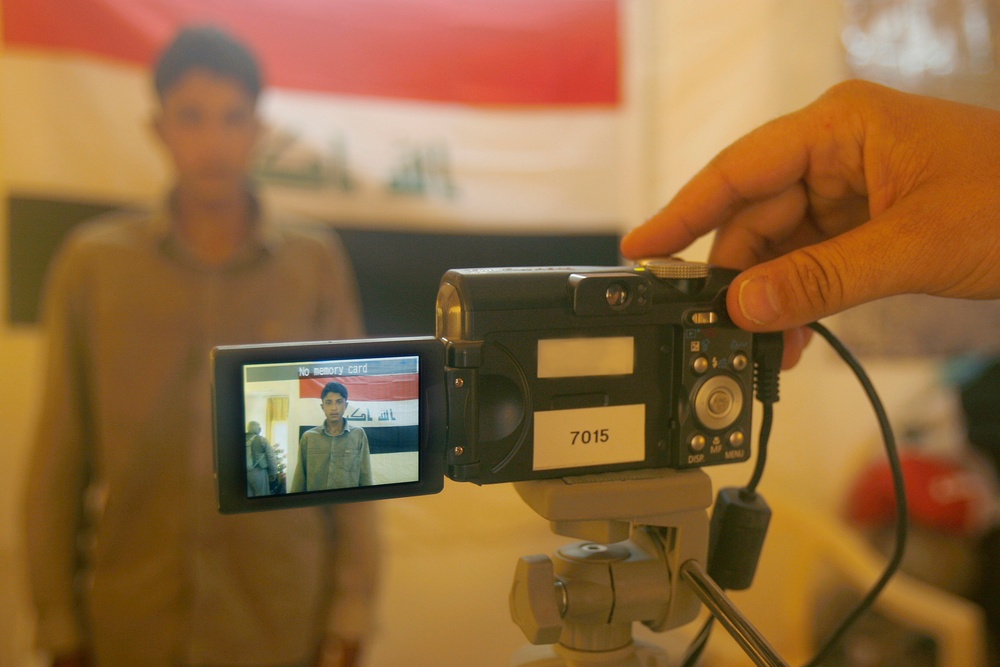 3/6 conducts badge operation for Fallujah