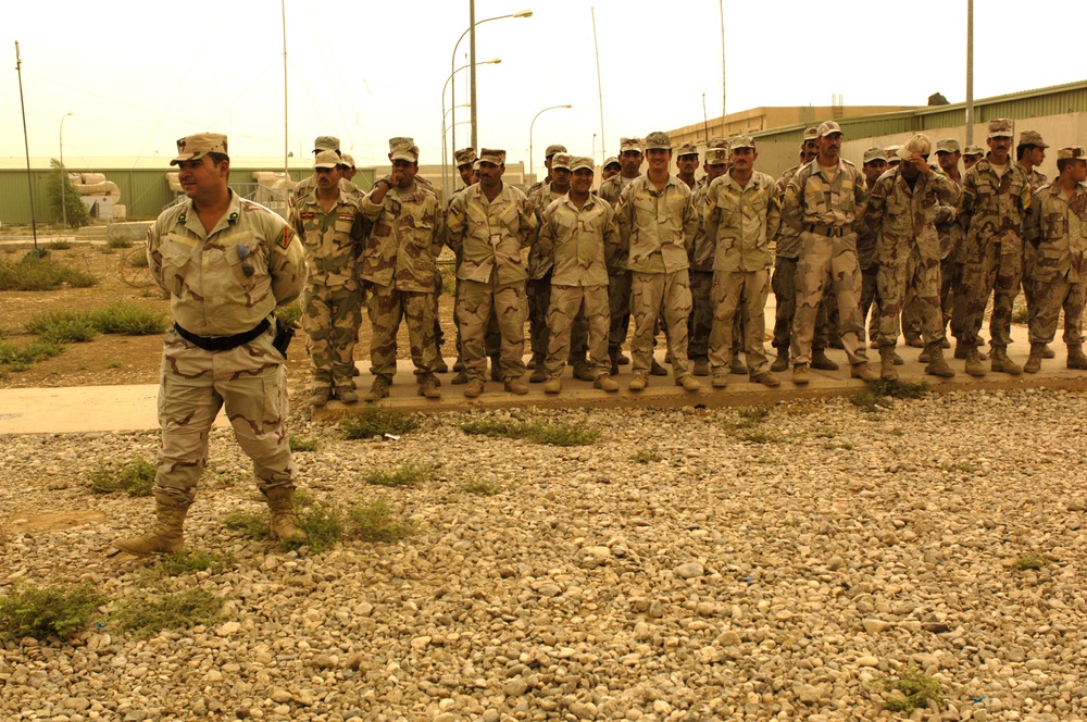 Iraqi Army EOD Graduation