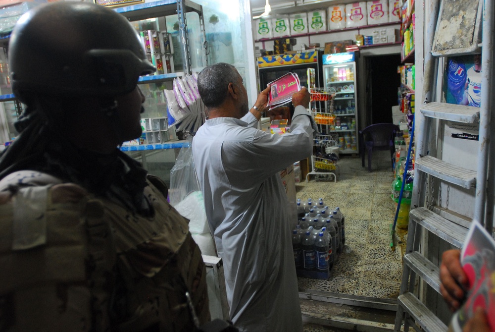 MND-B Soldiers Reinforce Baghdad Stability During Ramadan - Combined Operations Empower Iraqi Populace