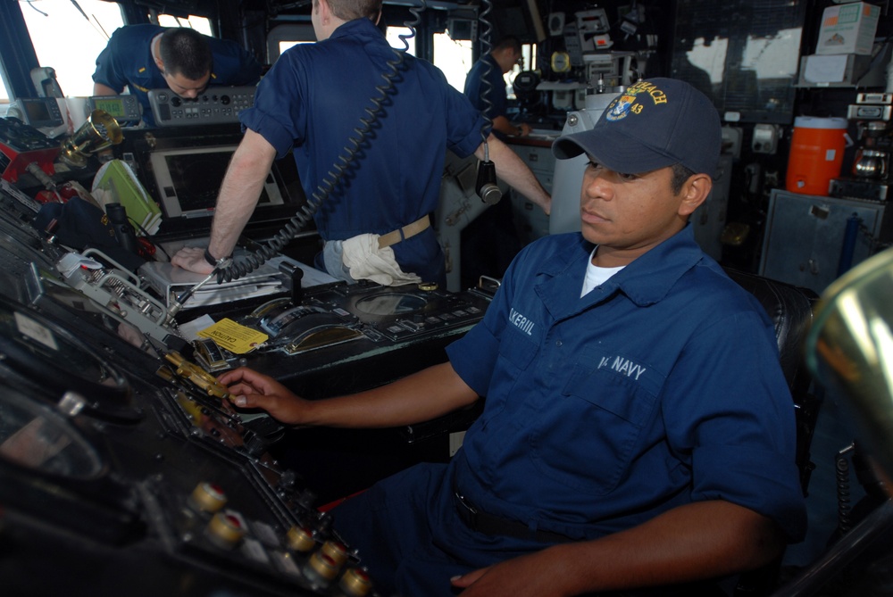 USS Thach in Persian Gulf