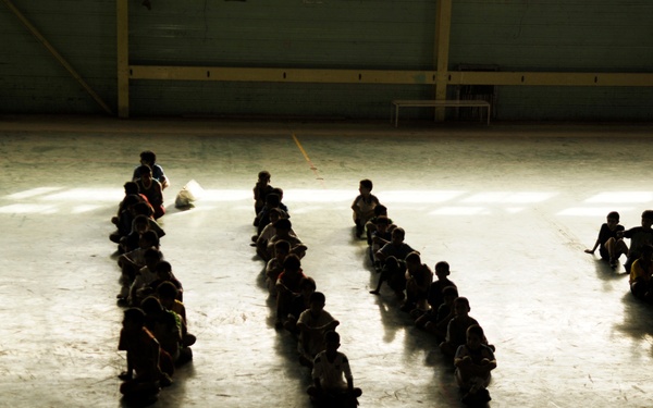 Iraqi Police and 4th ID Soldiers Conduct Foot Patrol
