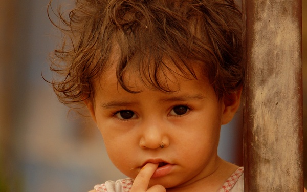 Iraqi Police and 4th ID Soldiers Patrol the Streets of Abu Tshir