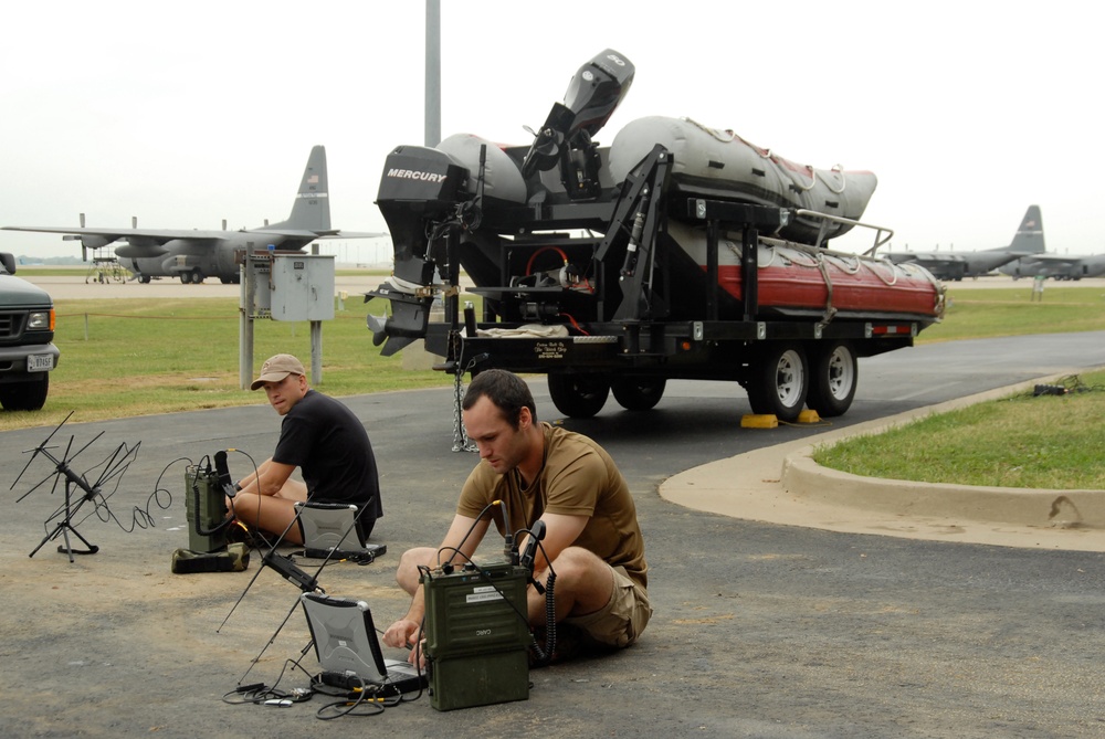 Kentucky Air Guard Troops Deploy to Coastal Texas