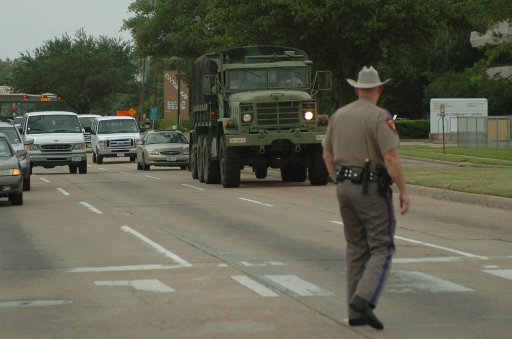 Soldiers Assist with Hurricane Ike
