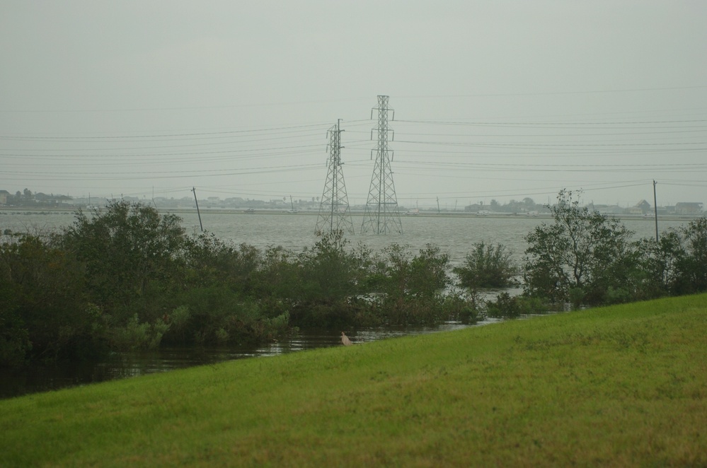 Soldiers Assist with Hurricane Ike
